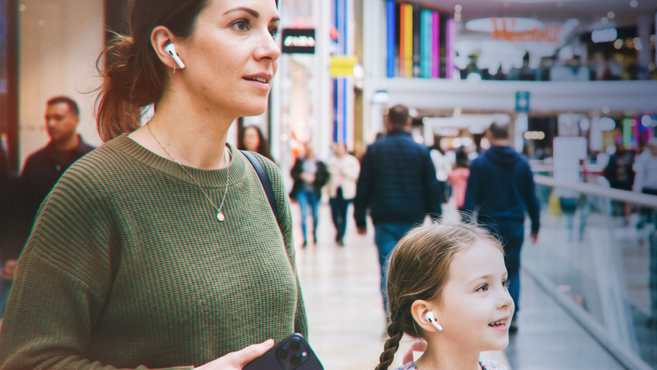 Retail and hospitality sector